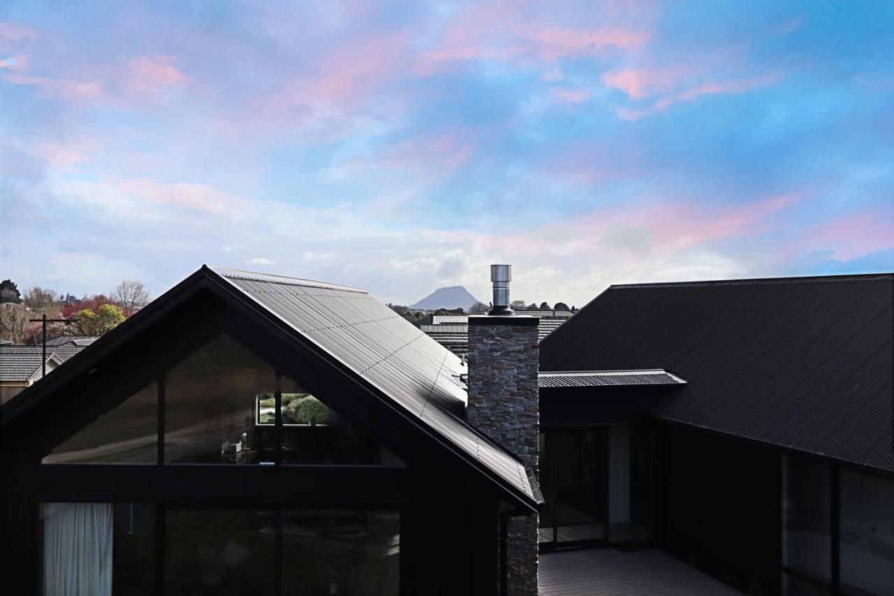Hillbrook - A Luxurious Guesthouse Ohauiti Buitenkant foto