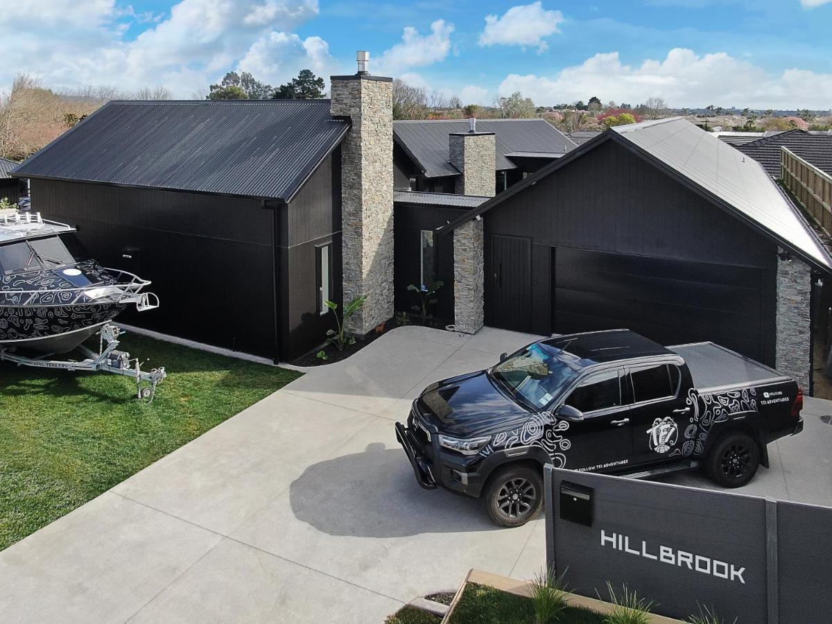 Hillbrook - A Luxurious Guesthouse Ohauiti Buitenkant foto